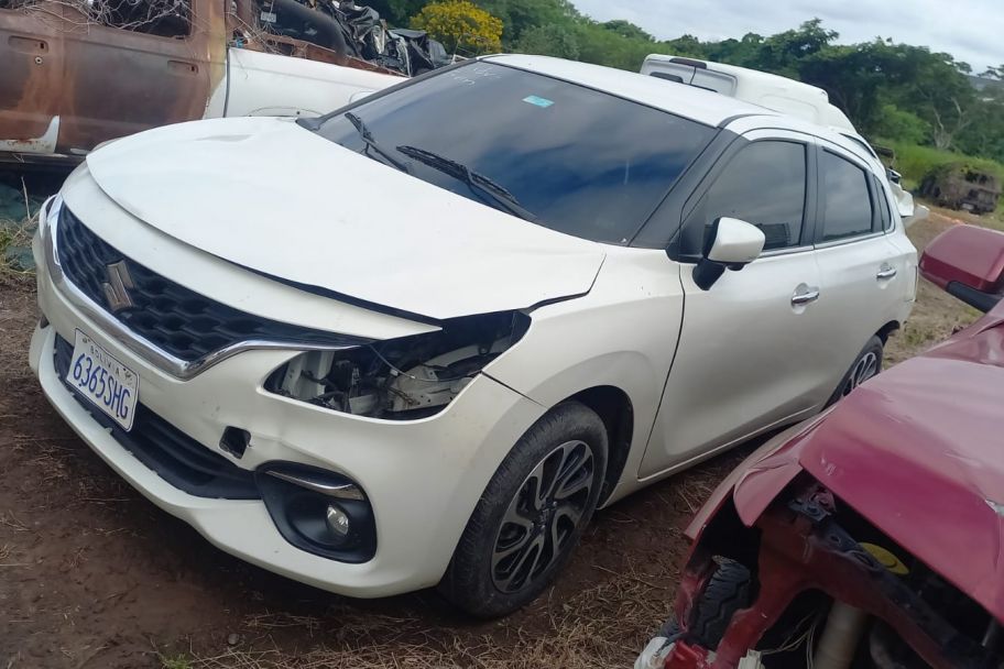 AUTOMOVIL SUZUKI BALENO GLX 2024 PLACA 6365SHG