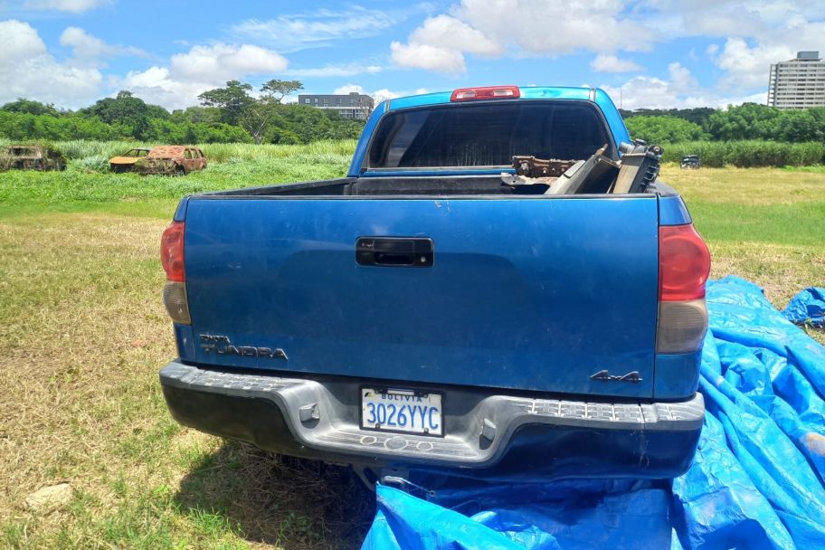 CAMIONETA TOYOTA TUNDRA MODELO 2008 4X4 COLOR AZUL PLACA 3026YYC